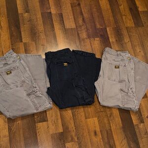 Lot of 3 Pair Men’s Caterpillar Trio Work Pants—Black and Light Gray size 36x32